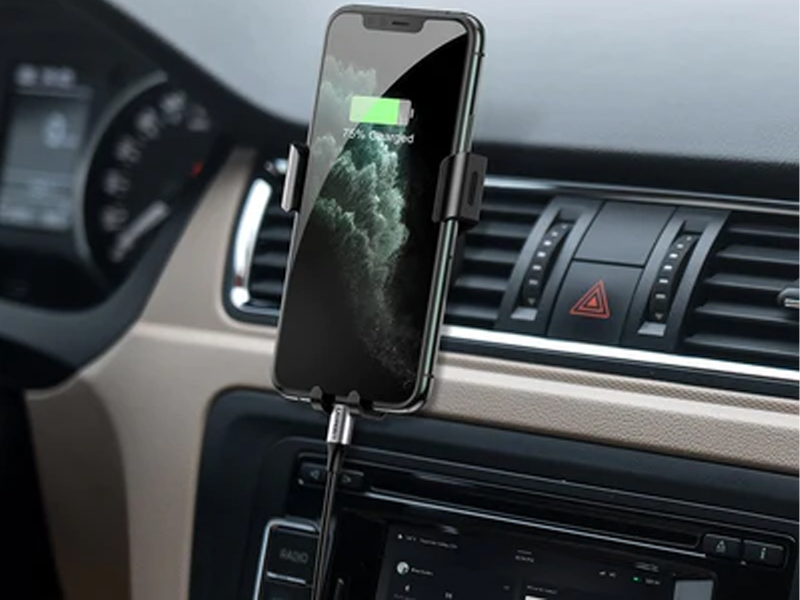 UGREEN Gravity Drive Air Vent Car Mount Phone